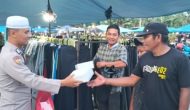 Permalink ke Polsek Tampan Jum’at Berbagi Bulan Ramadhan Memberikan Takjir dan Nasi Kotak Untuk Berbuka Puasa Terhadap Para Pedagang