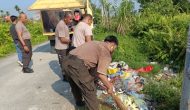 Permalink ke Kabid Humas Polda Riau Bersama Jajaran Poresta Pekanbaru,Melaksanakan Pembersihan Sampah