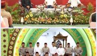 Permalink ke Polda Riau Gelar Kajian Subuh Ilmiah Bersama Ustad Abdul Somad dan Rocky Gerung*